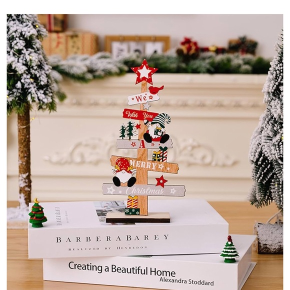 Wooden gnome Christmas tree decor - Picture 3 of 3